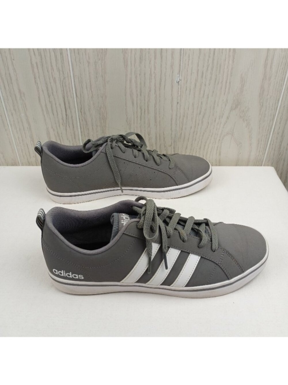 Salty Adidas VS Pace Trainers Gray Men's 10 US white strip low top tie shoe READ - Picture 4 of 10